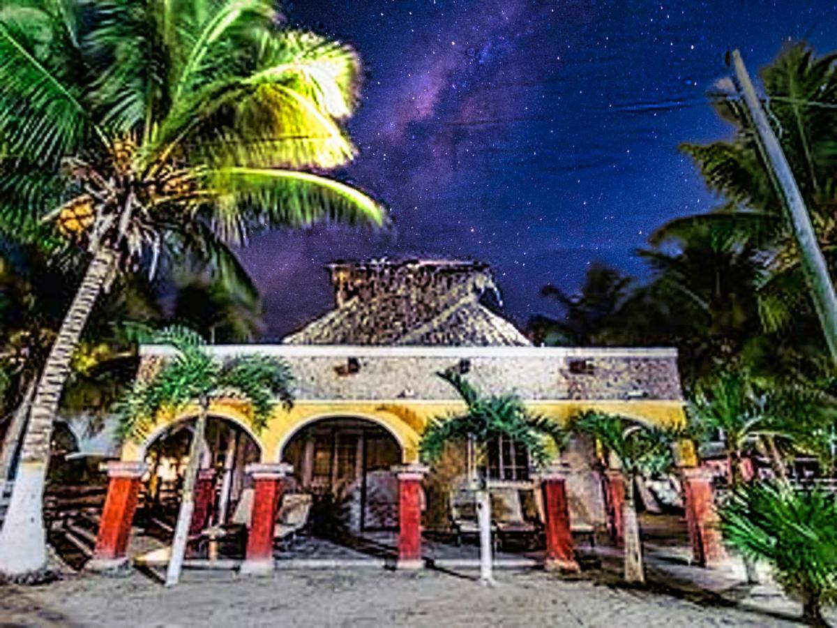 Hacienda Antigua Villa, 50m from sandy Beach El Cuyo Exterior foto